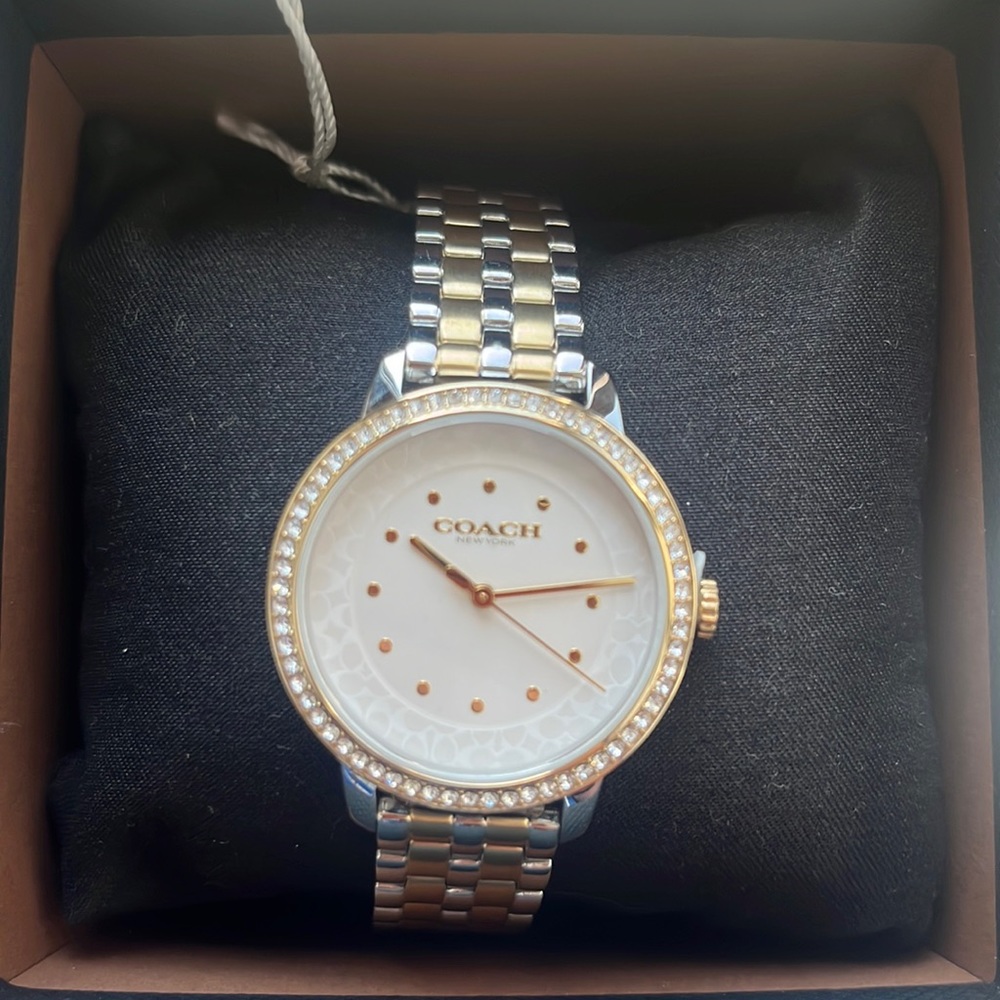 Coach Watch - Picture 1 of 3